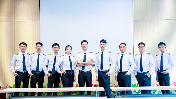 云顶航空强力推出无人机驾驶员考证实操技巧